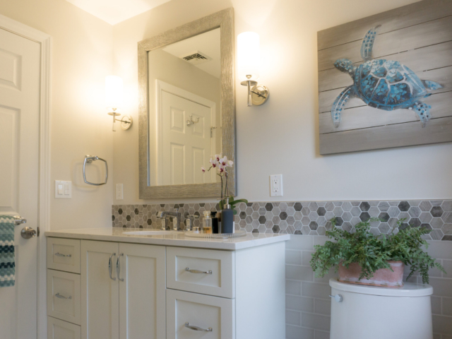 Bathroom-renovation-custom-cabinets-luxury-bathrooms
